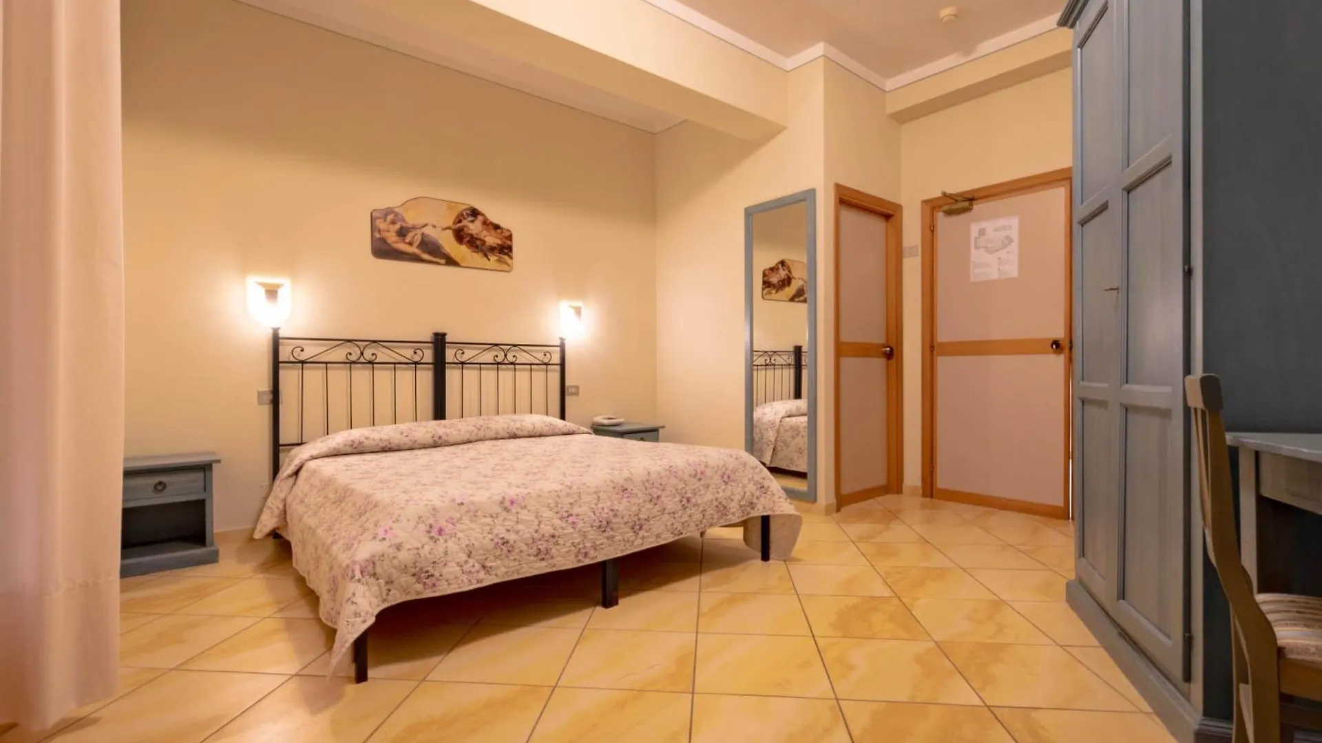Hotel Ismaele Chiusi 3*,  Italy